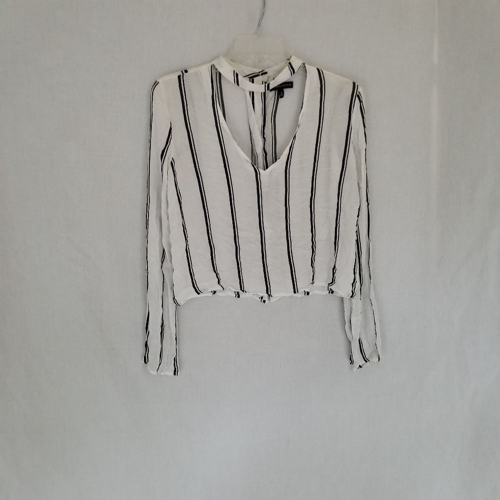 Kendall and Kylie Stripped Crop Top B5